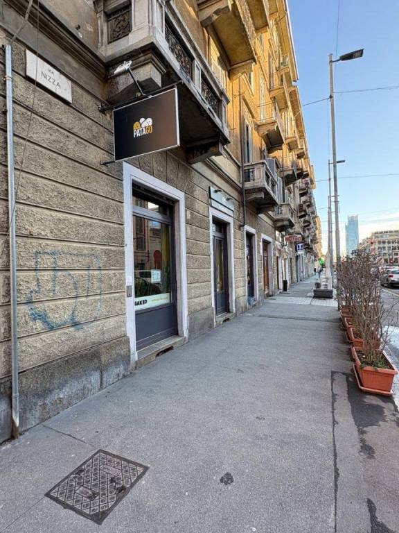negozio in vendita a Torino in zona Millefonti