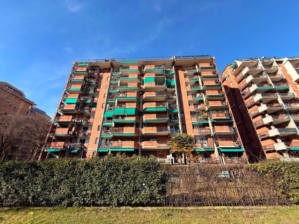 appartamento in vendita a Torino in zona Millefonti