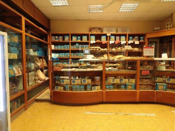 negozio in vendita a Torino in zona Santa Rita