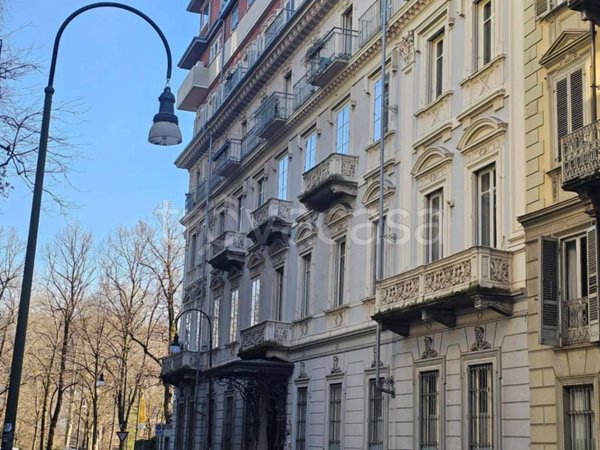 appartamento in vendita a Torino in zona San Salvario