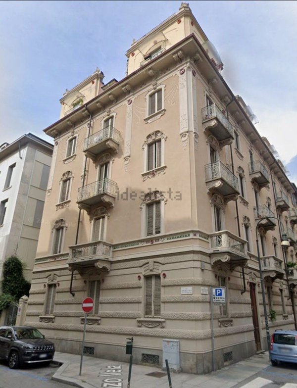 appartamento in vendita a Torino in zona Crocetta