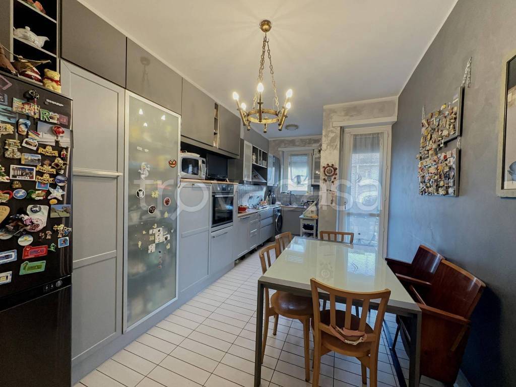 appartamento in vendita a Torino in zona Pozzo Strada