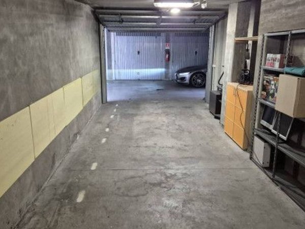 negozio in vendita a Torino in zona Parella