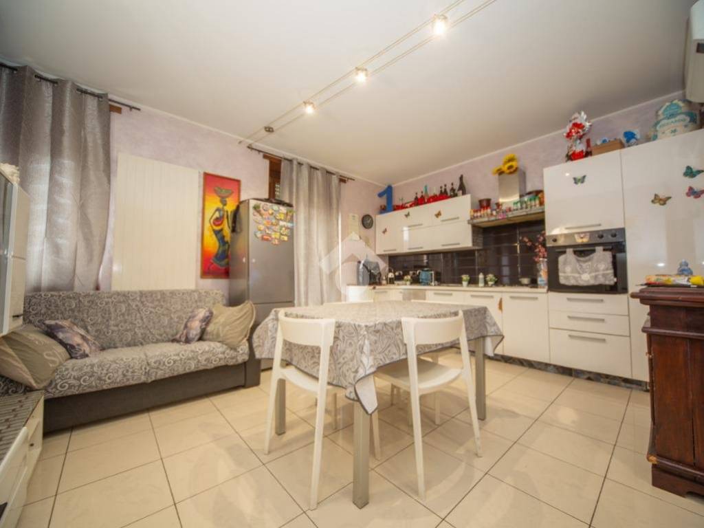 appartamento in vendita a Torino in zona Lucento