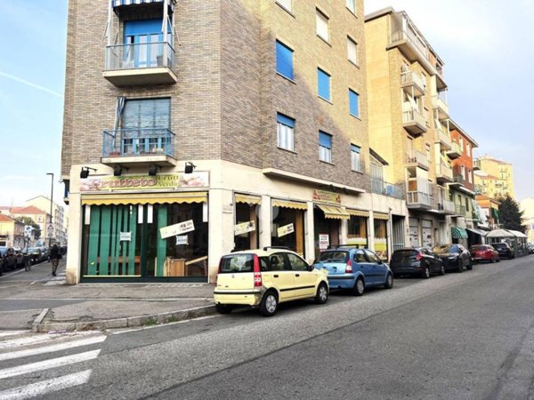 negozio in vendita a Torino in zona Madonna di Campagna