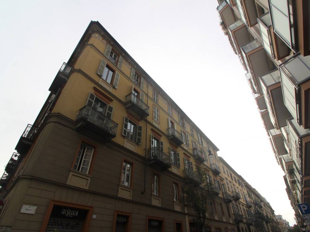 appartamento in vendita a Torino in zona San Salvario