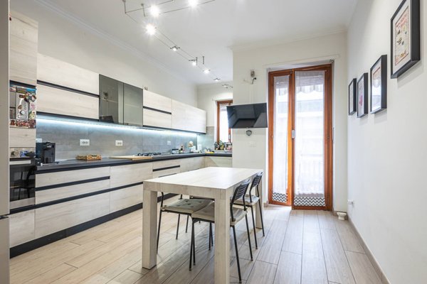 appartamento in vendita a Torino in zona Santa Rita