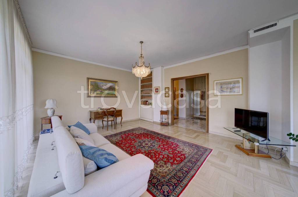 appartamento in vendita a Torino in zona Parella