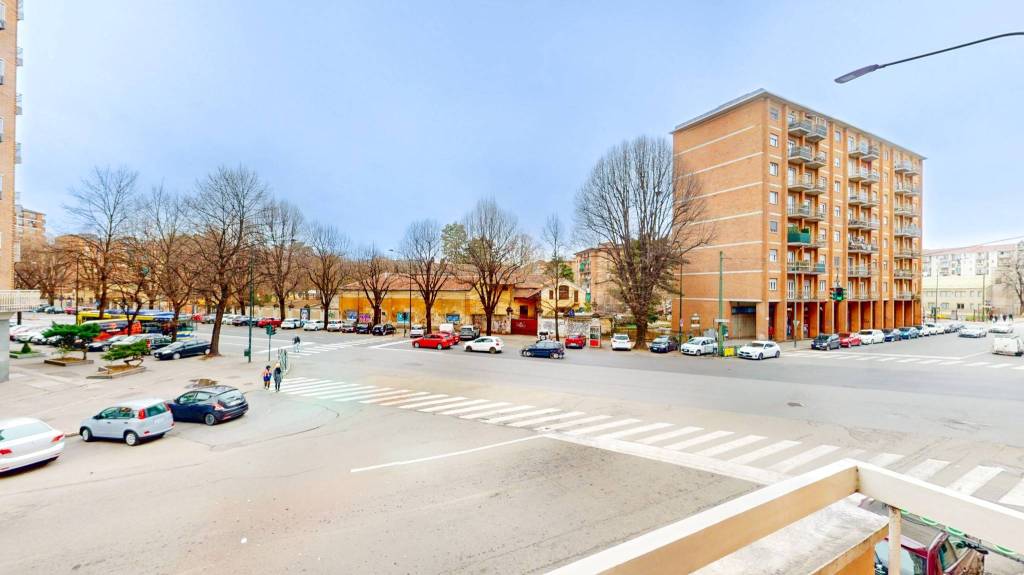 appartamento in vendita a Torino in zona Santa Rita