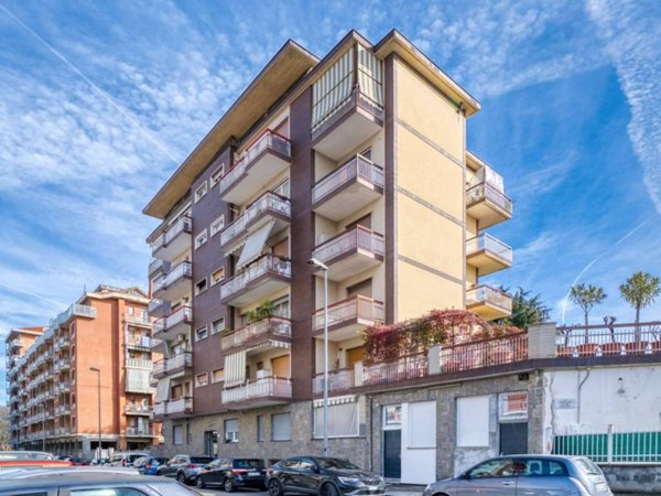 appartamento in vendita a Torino in zona Lucento