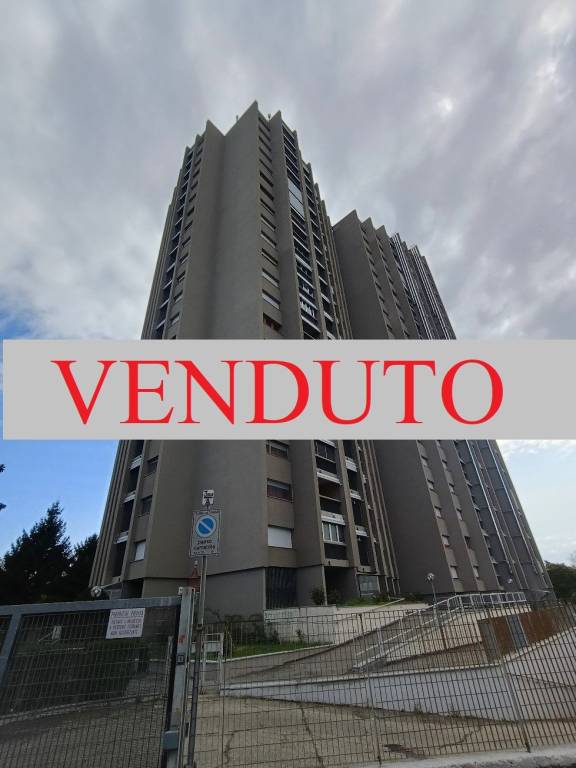 appartamento in vendita a Torino in zona Falchera
