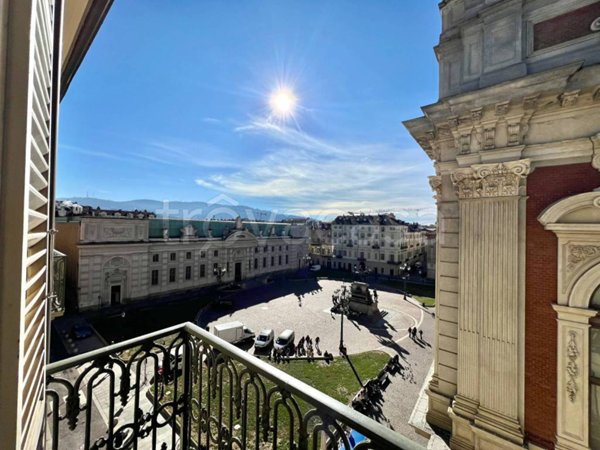 appartamento in vendita a Torino in zona Centro Storico