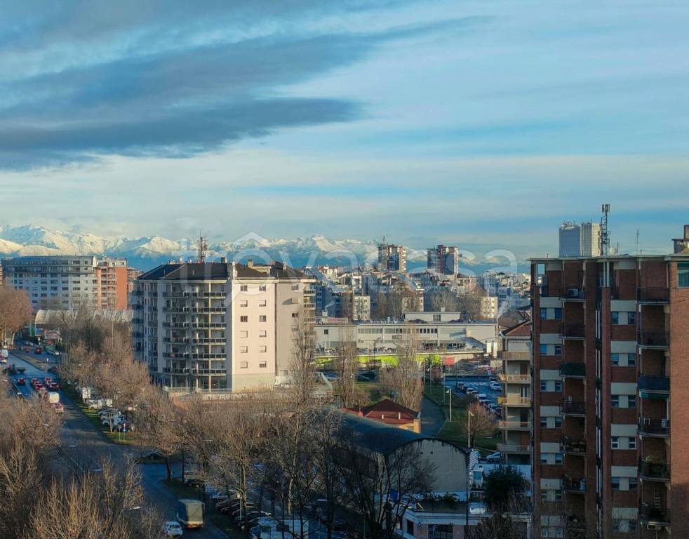 appartamento in vendita a Torino in zona Santa Rita