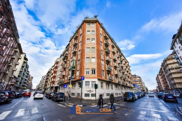 appartamento in vendita a Torino in zona Santa Rita