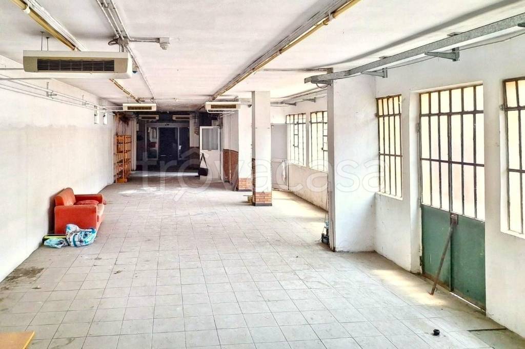 negozio in vendita a Torino in zona Centro Storico