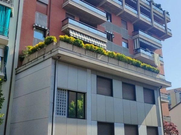 appartamento in vendita a Torino in zona Parella