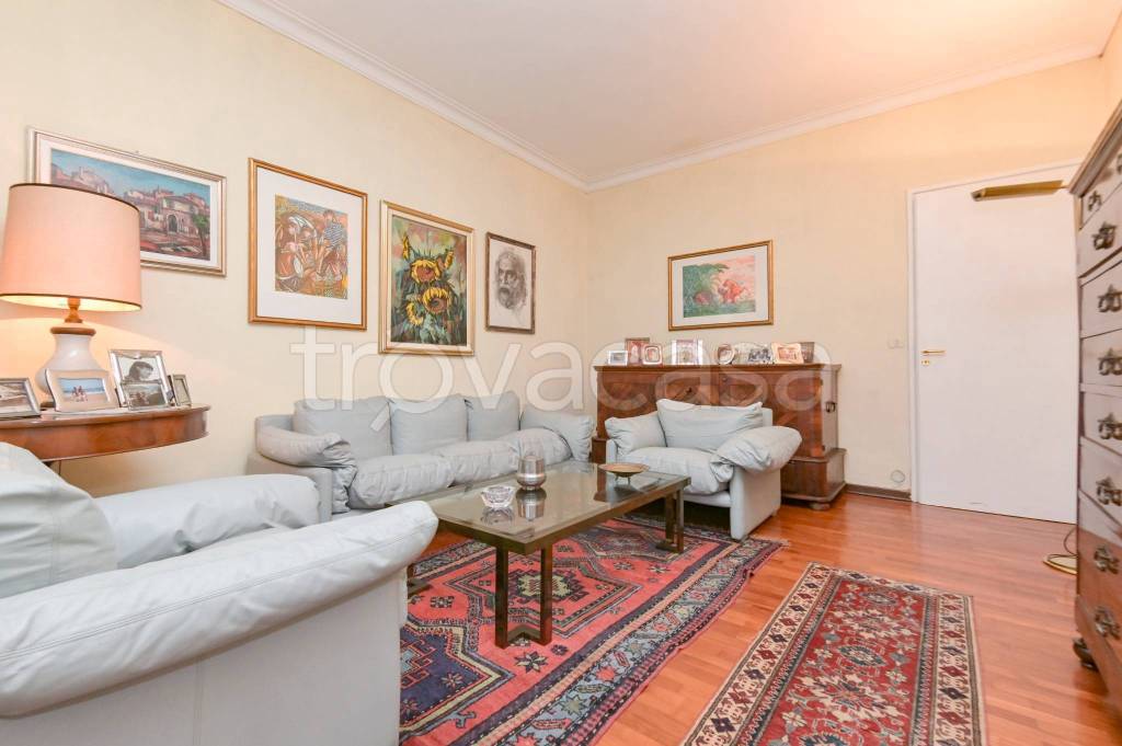 appartamento in vendita a Torino in zona Cavoretto