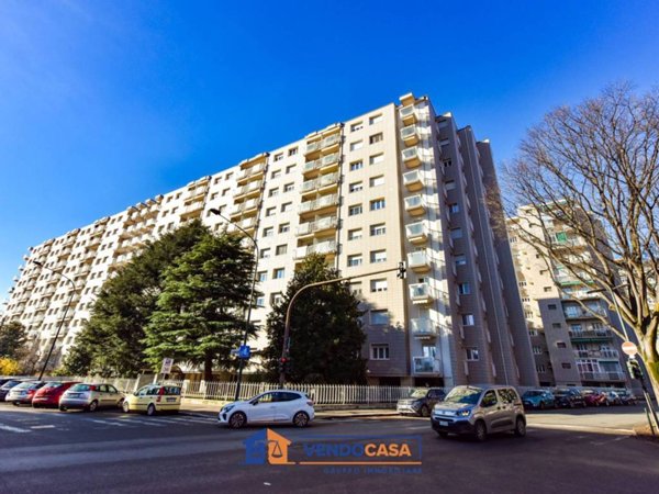 appartamento in vendita a Torino in zona Mirafiori Nord