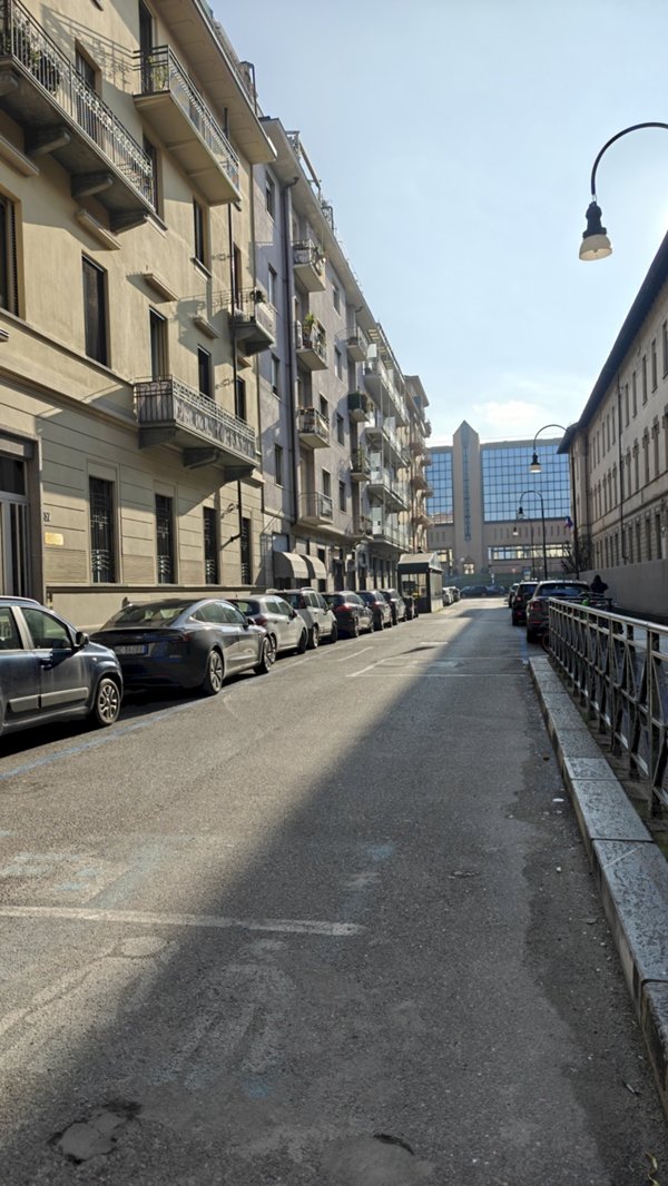 appartamento in vendita a Torino in zona Cit Turin