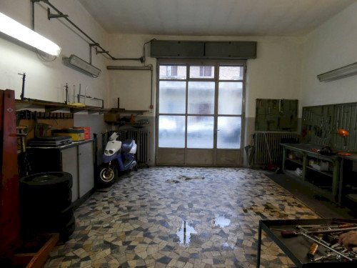 negozio in vendita a Torino in zona Crocetta