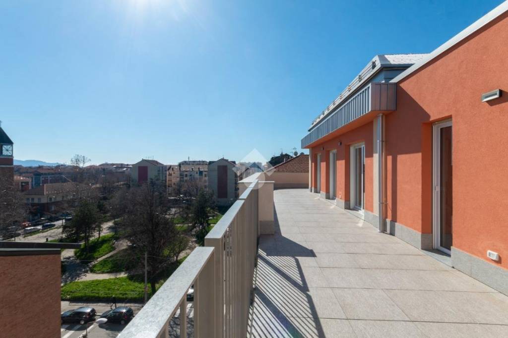 appartamento in vendita a Torino in zona Pozzo Strada