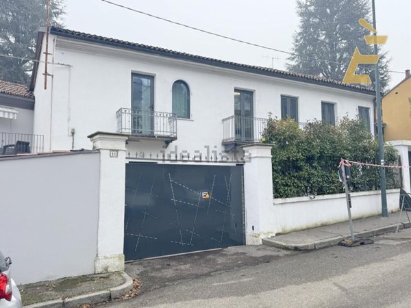 casa indipendente in vendita a Torino in zona Cavoretto