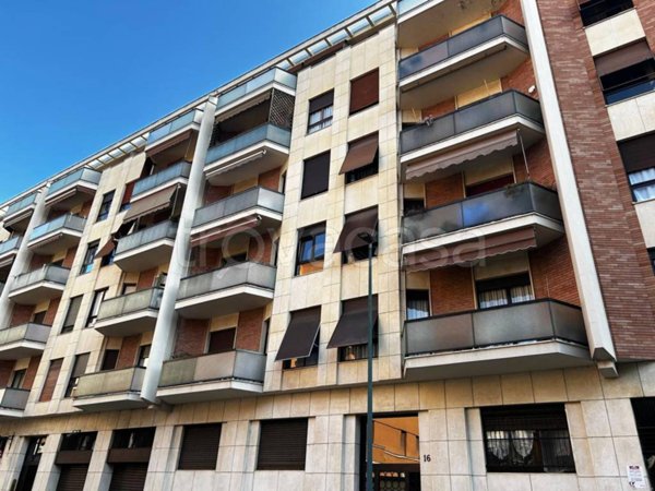 appartamento in vendita a Torino in zona Crocetta