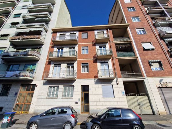 appartamento in vendita a Torino in zona Lucento