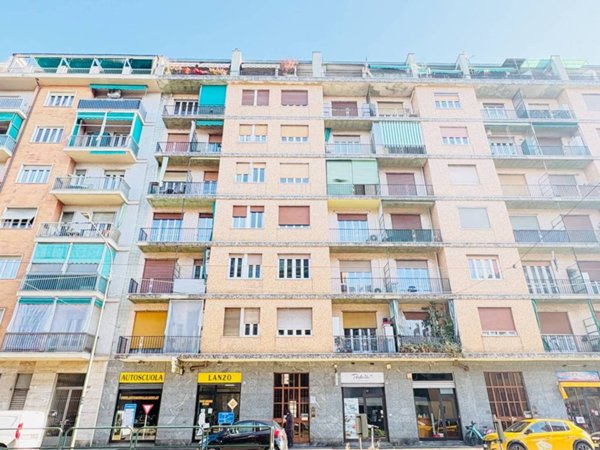 appartamento in vendita a Torino in zona Vallette