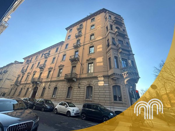 appartamento in vendita a Torino in zona Crocetta
