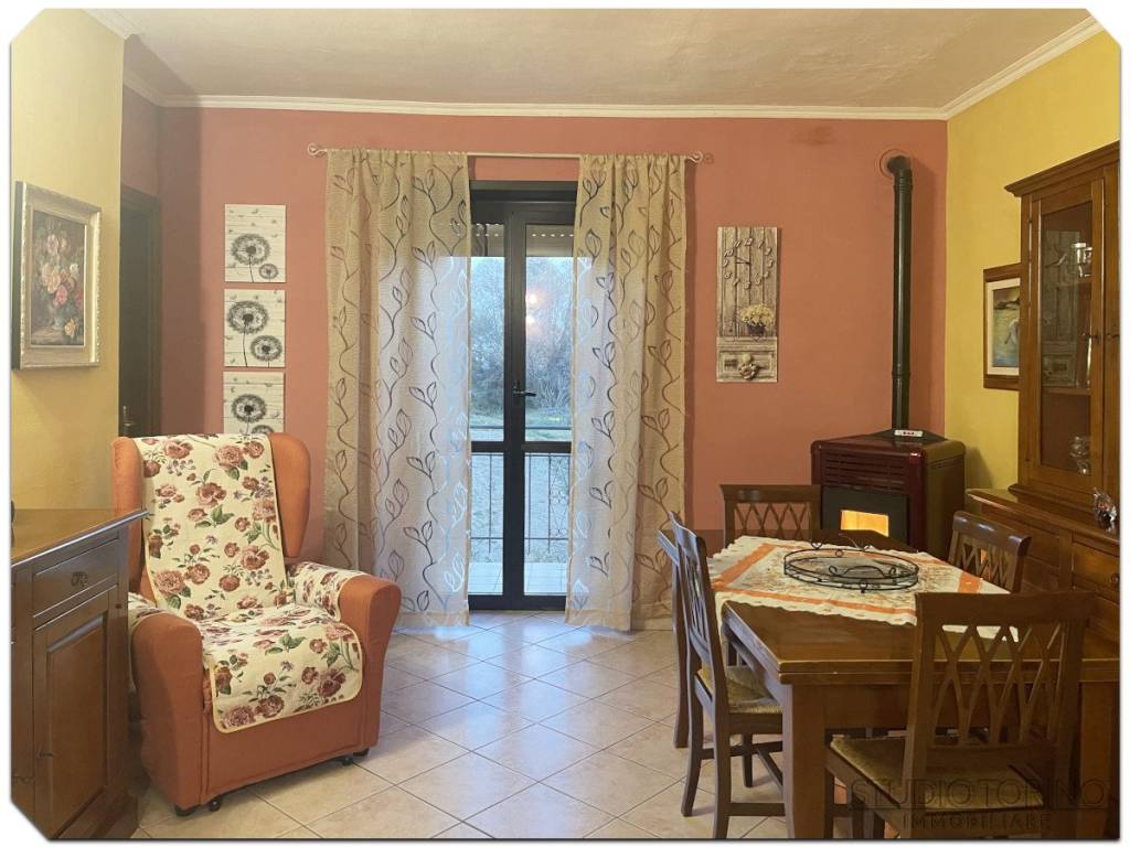 casa indipendente in vendita a Torino in zona Parella