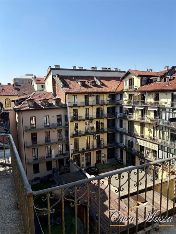 appartamento in vendita a Torino in zona Crocetta