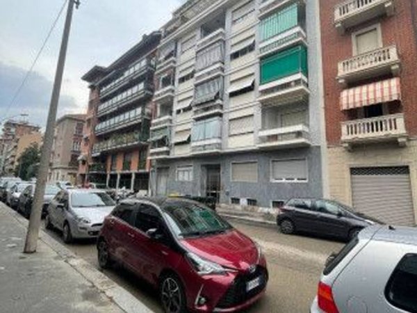 appartamento in vendita a Torino in zona Lingotto