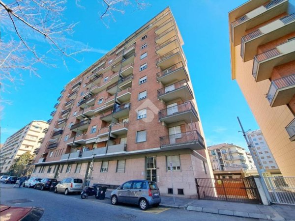 appartamento in vendita a Torino in zona Mirafiori Nord