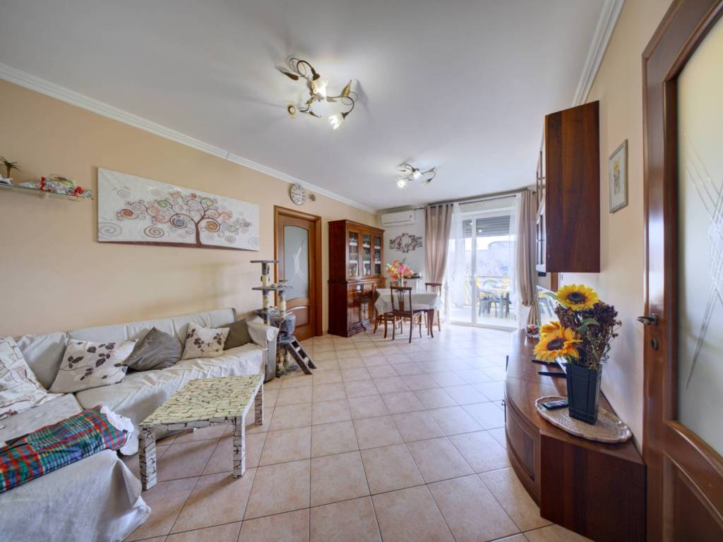 appartamento in vendita a Torino in zona Rebaudengo