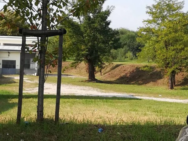 negozio in vendita a Torino in zona Vanchiglia