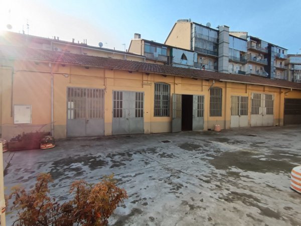 casa indipendente in vendita a Torino in zona Borgata Vittoria