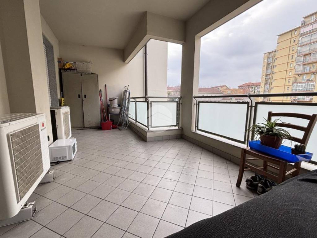 appartamento in vendita a Torino in zona Borgata Vittoria