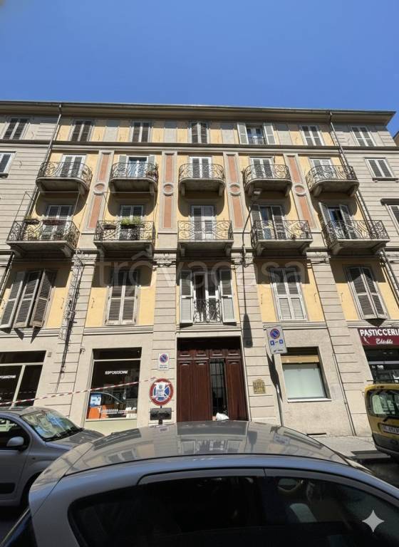 appartamento in vendita a Torino in zona Aurora