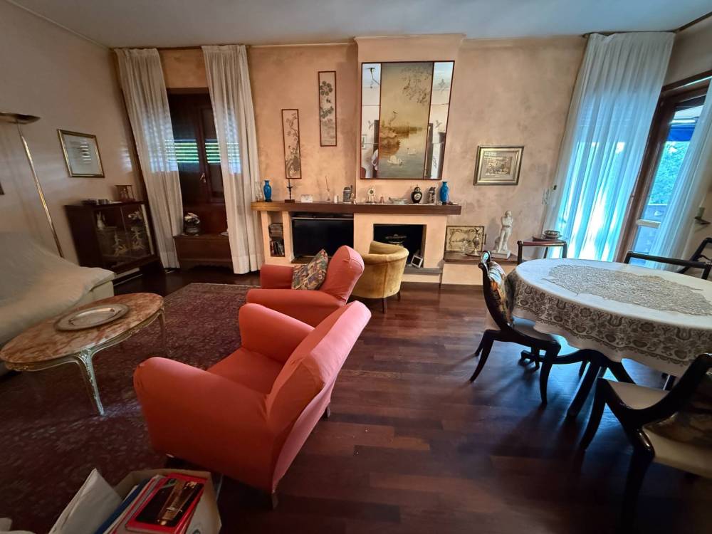 appartamento in vendita a Torino in zona Lingotto