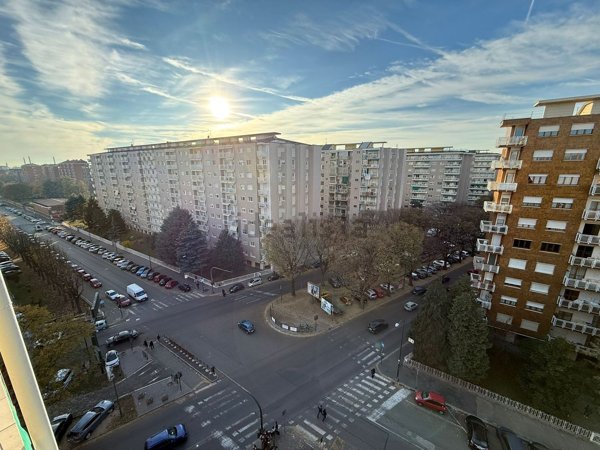 appartamento in vendita a Torino in zona Santa Rita