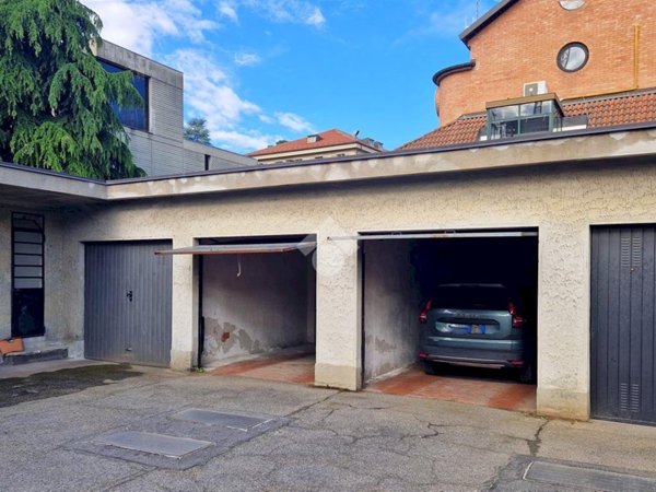 casa indipendente in vendita a Torino in zona Gran Madre