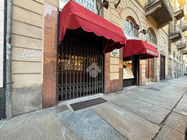 negozio in vendita a Torino in zona San Donato