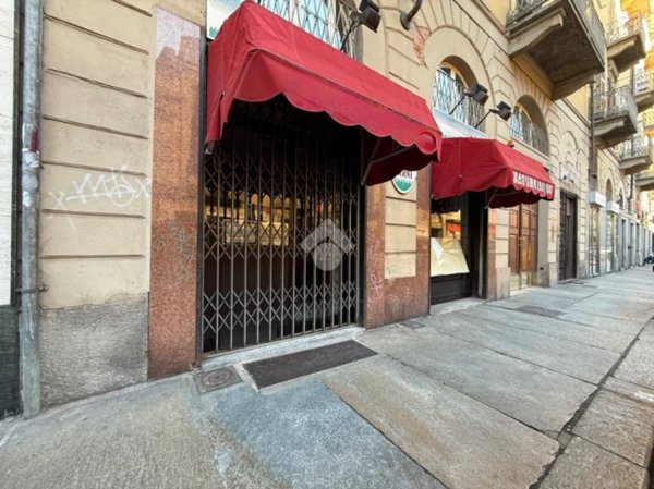 negozio in vendita a Torino in zona San Donato