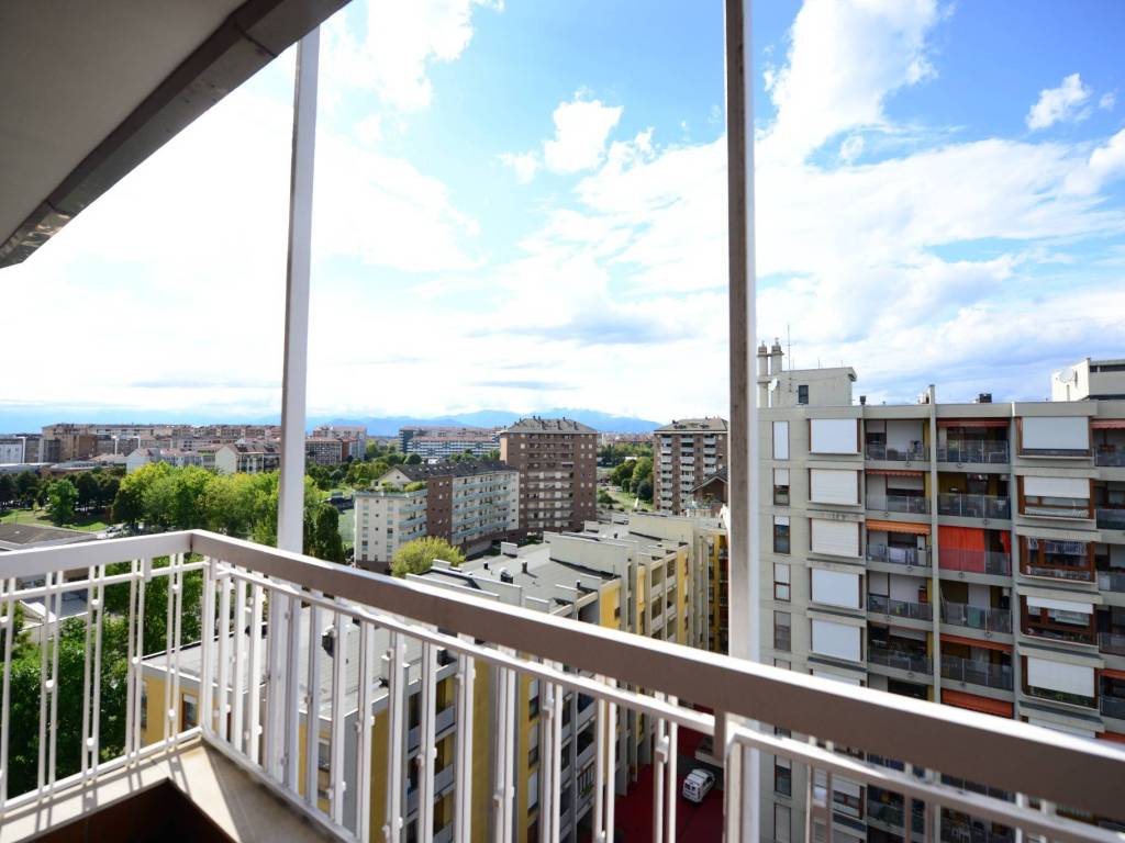 appartamento in vendita a Torino in zona Parella