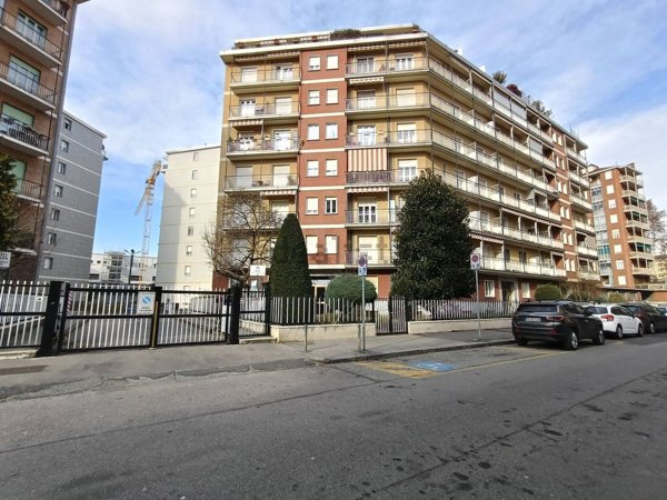 appartamento in vendita a Torino in zona Barriera di Milano