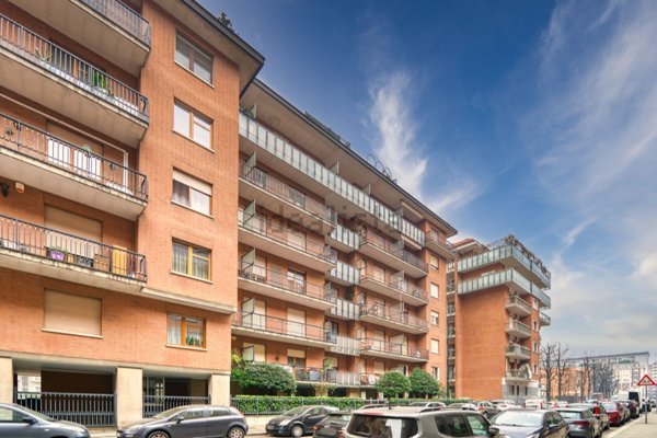 appartamento in vendita a Torino in zona Pozzo Strada