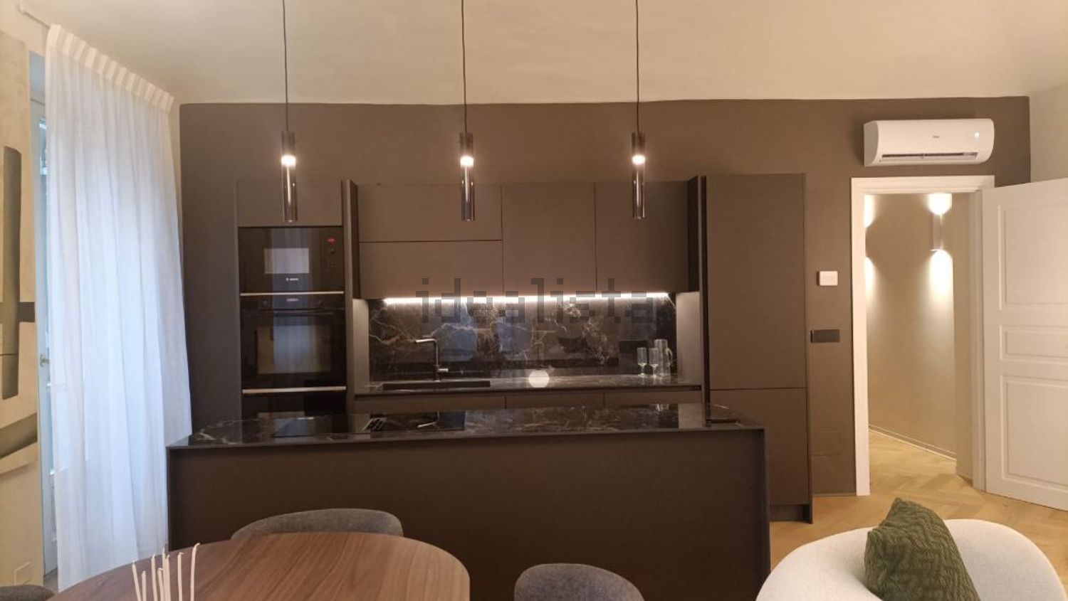 appartamento in vendita a Torino in zona Cit Turin