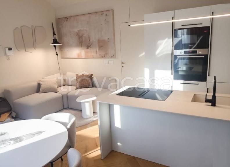 appartamento in vendita a Torino in zona Cit Turin