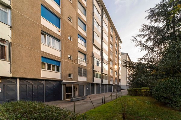 appartamento in vendita a Torino in zona Mirafiori Sud